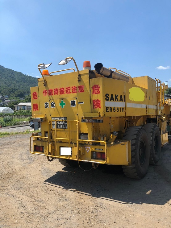 お買得限定品☆夏売れ筋 大型アスファルト切削機 路面切削機 アオシマ